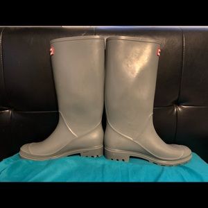 Women’s Hunter rain boots